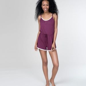 Pact Organic maroon cotton sleep romper medium